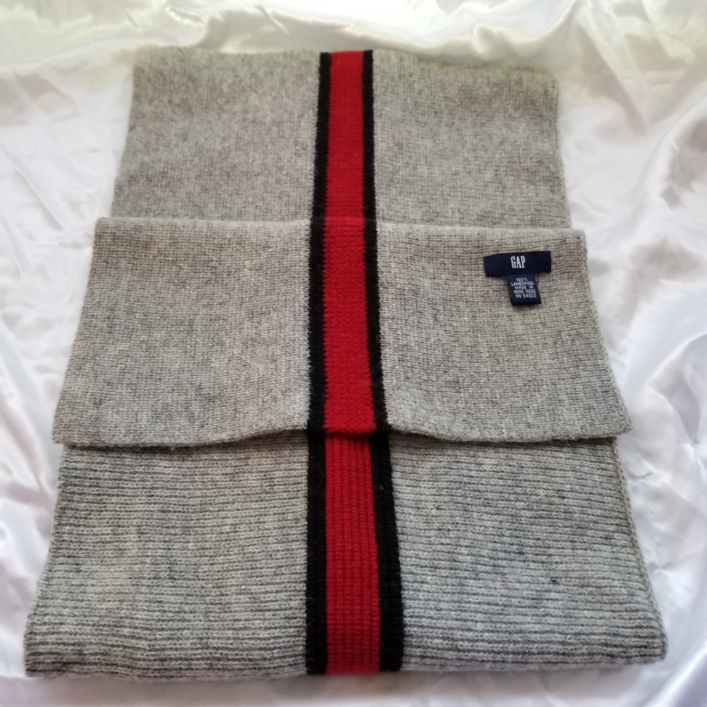 Men's Gap 100 % Lambs wool Scarf